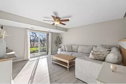 635 35th Street W, Hastings, MN 55033 - Photo 5