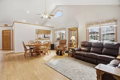 732 E Nicollet Boulevard, Burnsville, MN 55337 - Photo 11