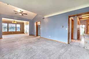 1015 11th Ave S, Moorhead, MN 56560 - Photo 9