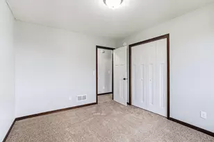 1006 Marion Street Southeast, Isanti, MN 55040 - Photo 15