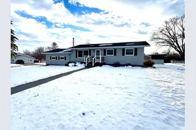 506 7th Street NE, Stewartville, MN 55976 - Photo 1