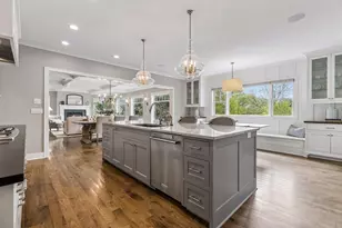 5116 Skyline Dr, Edina, MN 55436 - Photo 13