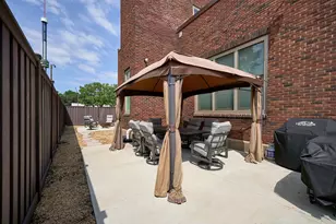 1290 Snelling Ave N, Saint Paul, MN 55108 - Photo 33