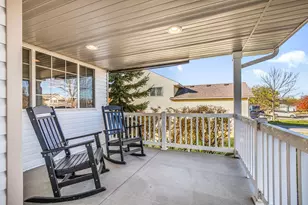 535 Highland St W, Annandale, MN 55302 - Photo 3