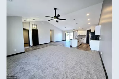 1022 Cullen Street, Saint Peter, MN 56082 - Photo 9