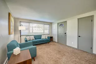 1284 Snelling Ave N, Saint Paul, MN 55108 - Photo 15