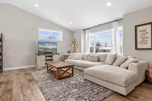 1376 Pheasant Run, New Richmond, WI 54017 - Photo 5