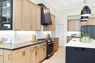 8306 186th St W, Lakeville, MN 55044 - Photo 7