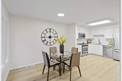 122 Avignon Court, Woodbury, MN 55125 - Photo 3