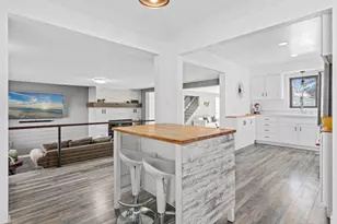 632 Harriet Ave, Shoreview, MN 55126 - Photo 7