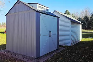 901 2nd St NW, Pipestone, MN 56164 - Photo 9