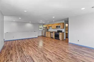 1136 Ross Ave, Saint Paul, MN 55106 - Photo 7