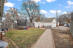 4934 Oliver Ave N, Minneapolis, MN 55430 - Photo 25