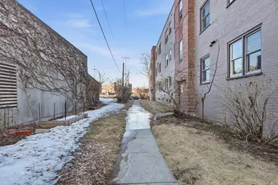 3136 W Bde Maka Ska Boulevard #201, Minneapolis, MN 55416 - Photo 27