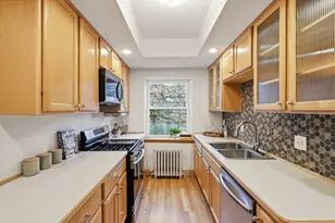 3136 W Bde Maka Ska Blvd, Minneapolis, MN 55416 - Photo 11