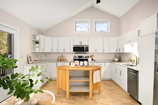 783 Berwood Ave, Vadnais Heights, MN 55127 - Photo 7