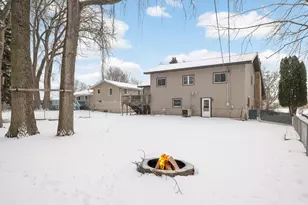 783 Berwood Ave, Vadnais Heights, MN 55127 - Photo 27