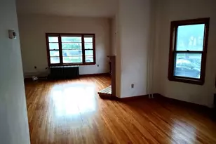 672 Surrey Ave, Saint Paul, MN 55106 - Photo 13