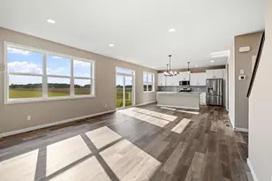 902 Pine Vale, Somerset, WI 54025 - Photo 7