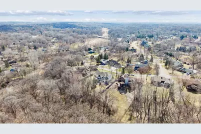 16870 Creek Ridge Trail, Minnetonka, MN 55345 - Photo 23