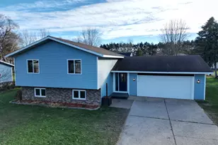 621 Elm St, Paynesville, MN 56362 - Photo 1