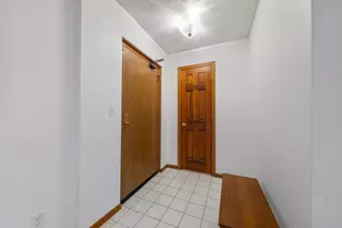 1111 Elway St, Saint Paul, MN 55116 - Photo 15