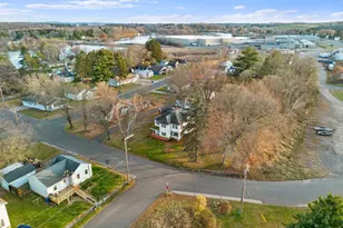 1045 Grove St, Cumberland, WI 54829 - Photo 5