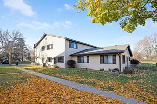 6611 83rd Ct N, Brooklyn Park, MN 55445 - Photo 1