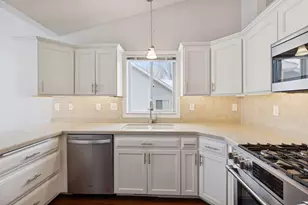 2919 Aldrich Trail, Woodbury, MN 55125 - Photo 9