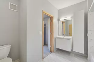 150 E Burnsville Pkwy, Burnsville, MN 55337 - Photo 17