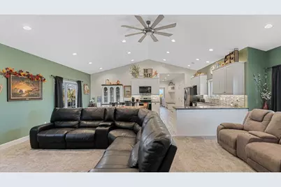 4010 40th Avenue SW, Montevideo, MN 56265 - Photo 5
