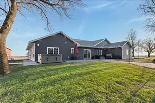 4010 40th Ave SW, Montevideo, MN 56265 - Photo 45