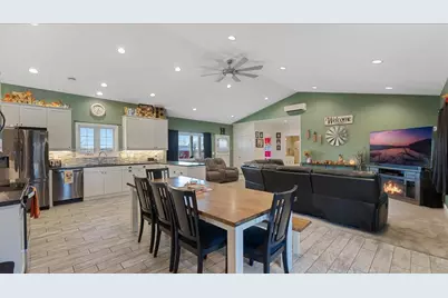 4010 40th Avenue SW, Montevideo, MN 56265 - Photo 11