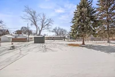 10063 99th Place N, Maple Grove, MN 55369 - Photo 9