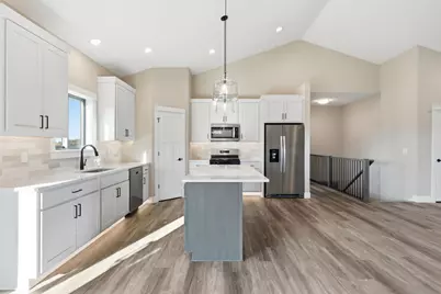 1434 E Oaks Trail, Houlton, WI 54082 - Photo 7