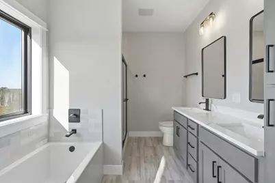 1434 E Oaks Trail, Houlton, WI 54082 - Photo 15