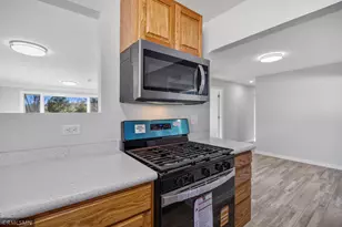 2181 Sunrise Dr N, Maplewood, MN 55117 - Photo 13