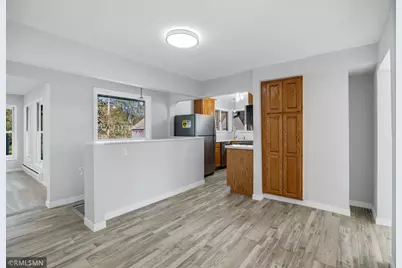 2181 Sunrise Drive N, Maplewood, MN 55117 - Photo 9