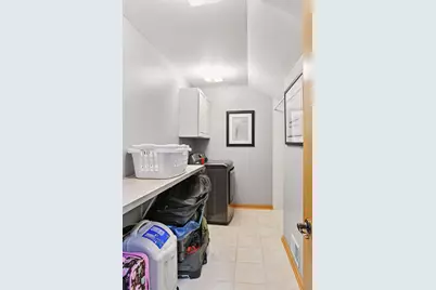 2413 Indian Road W, Minnetonka, MN 55305 - Photo 31