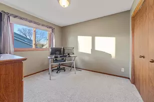 2501 Marwood Dr, Mankato, MN 56001 - Photo 13