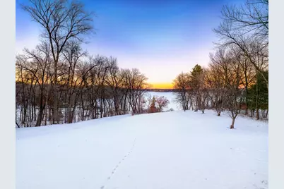 970 Pleasant View Road, Chanhassen, MN 55317 - Photo 9