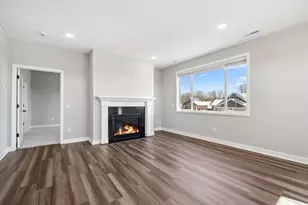 192 Gambel St, River Falls, WI 54022 - Photo 15