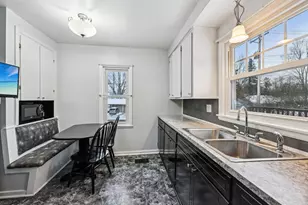 704 Spring St, River Falls, WI 54022 - Photo 25