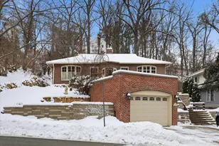 924 Central Ave, Red Wing, MN 55066 - Photo 11