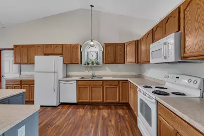 724 4th Street NW, Richmond, MN 56368 - Photo 7