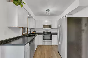 1021 5th St S, Sauk Rapids, MN 56379 - Photo 5