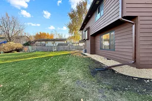 2939 Maple St N, Fargo, ND 58102 - Photo 5