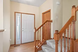 1351 Magnolia Ave E, Saint Paul, MN 55106 - Photo 3