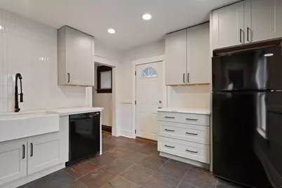 3859 Penn Avenue N, Minneapolis, MN 55412 - Photo 5