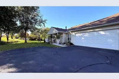 432 Sarazin Street, Shakopee, MN 55379 - Photo 5